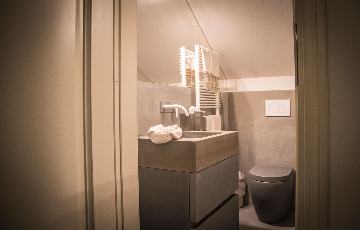 Mena-Zanchettart-__201939
